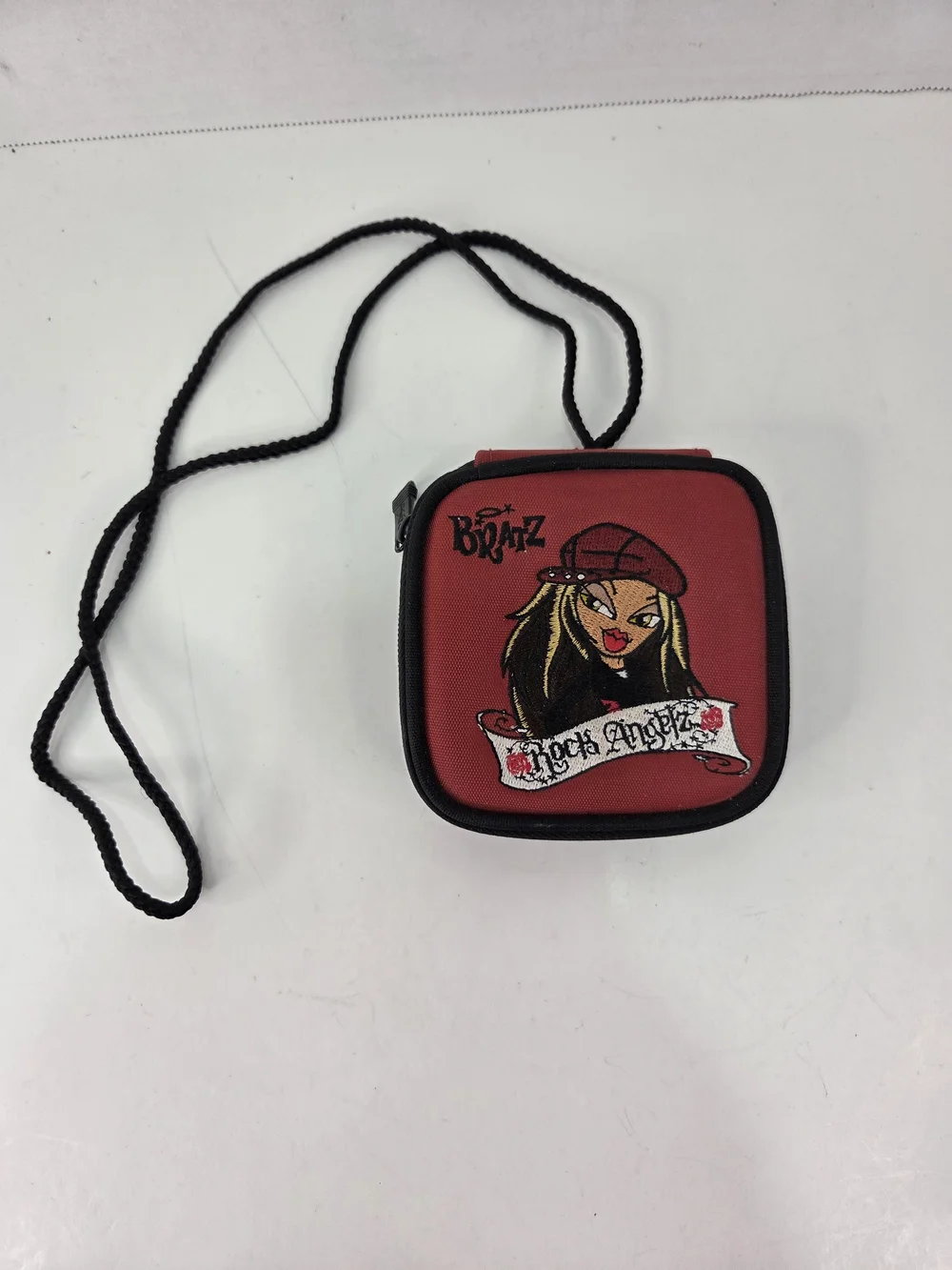 Bratz Rock Angels Gameboy Advance Carry Case / Holder. 4 X 4